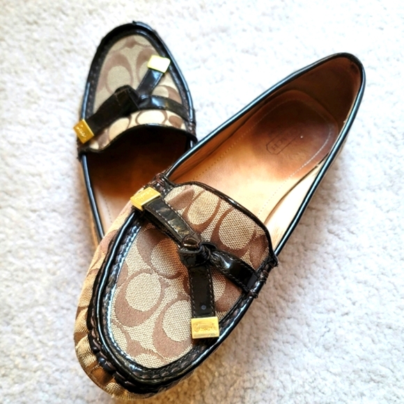 Coach Shoes - Coach Frida Women's Monogram Loafers Size 9.5 B